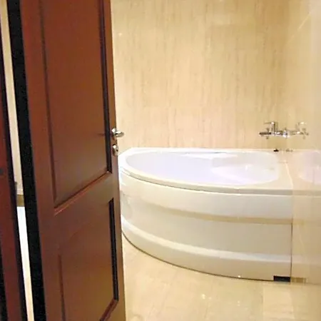 Alicante & Hotel Vilnius